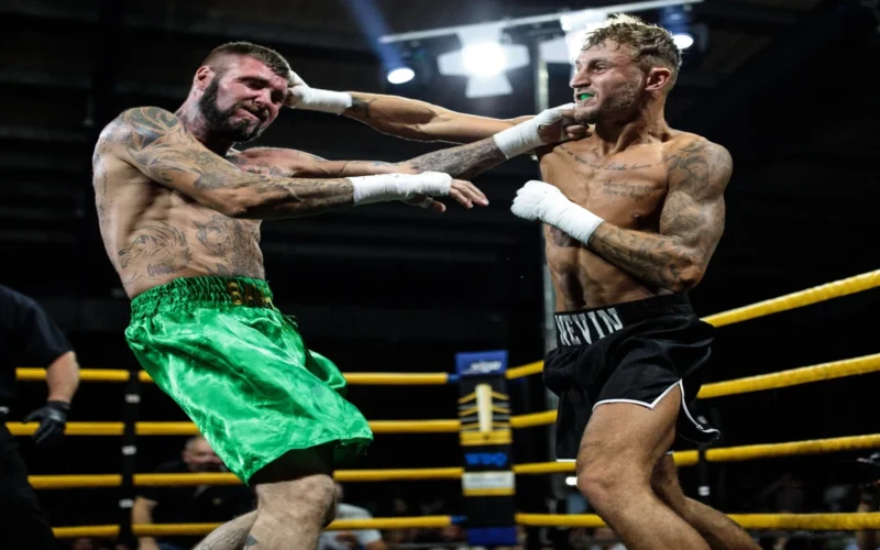 نزال بلا قفازات.. رياضة الملاكمة بالأيدي العارية تتصدر المشهد العالمي بجماهيرية قياسية